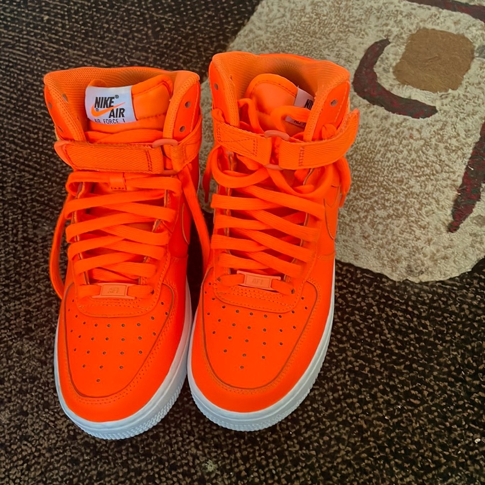 6.5 Nike AF1 high